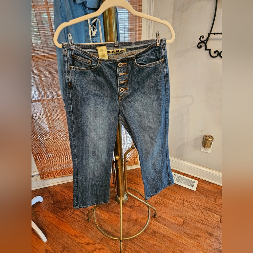 Zena crop jeans sz 8